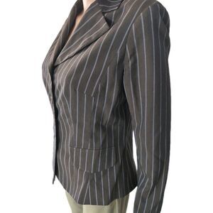 Van Heusen Women's 4 Button Pinstripe Stretch Blazer Size Small
